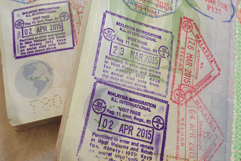 Sello de entrada en pasaporte al viajar a Malasia