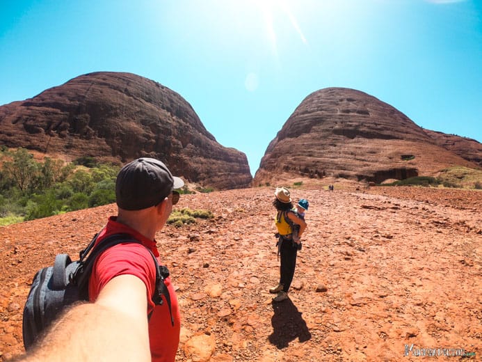 Consejos-para-viajar-a-Uluru-Ayers-Rock-Australia.-www.mochiadictos.com