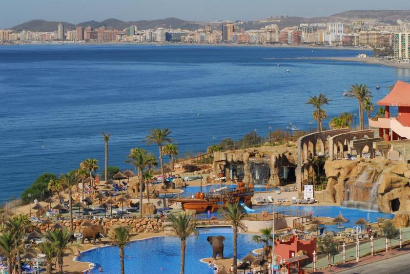 dónde alojarse en Fuegirola con niños