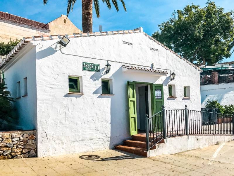Aseos en Frigiliana
