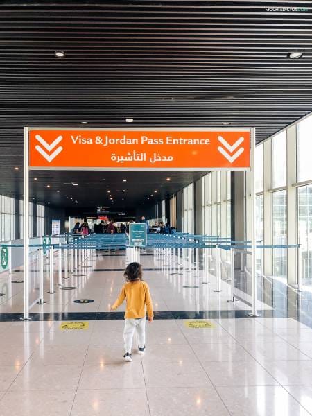 Documentación viajar a Jordania con niños