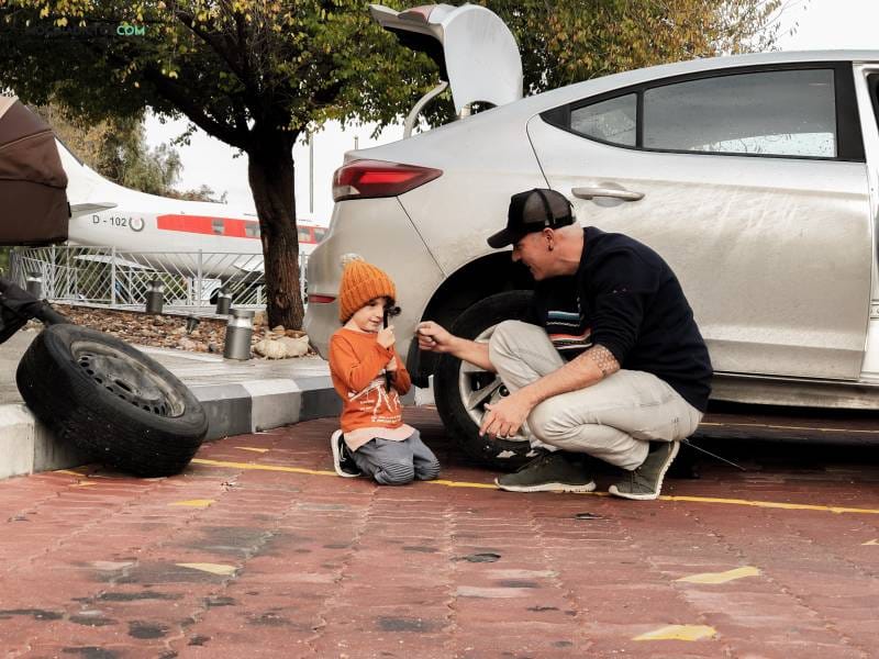 es seguro conducir en Jordania