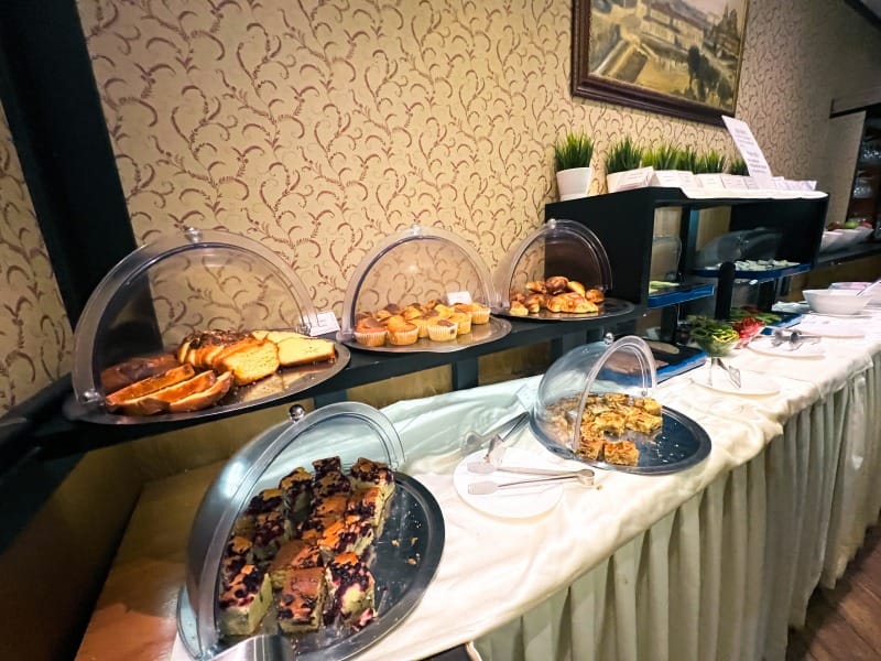 Desayuno buffet en sofia consejos alojamiento
