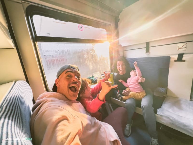 Nuetsra experiencia en el tren nocturno desde Sofia a Estambul con niños