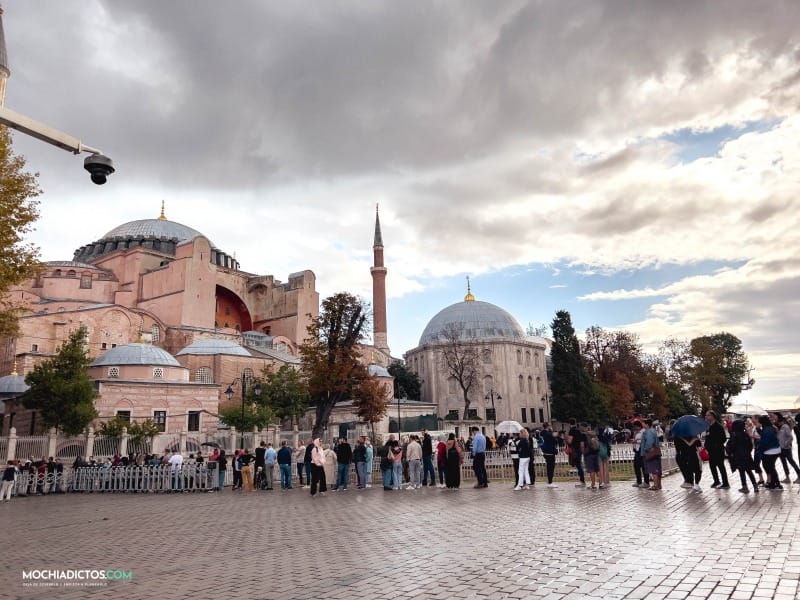 Cola en Santa Sofia Estambul