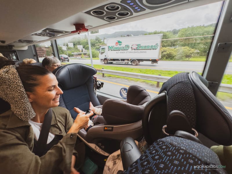 viajar en autobus en Noruega con bebe