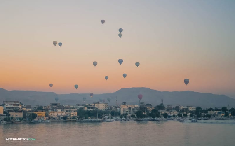 Globo al amanecer crucero civitatis