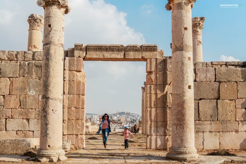 donde viajar con niños en febrero Jordania