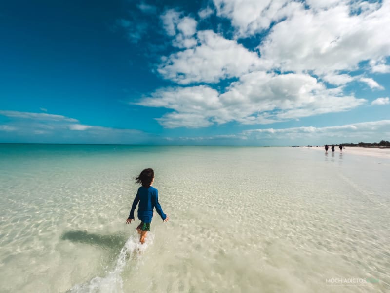 donde viajar en febrero con niños Holbox mexico