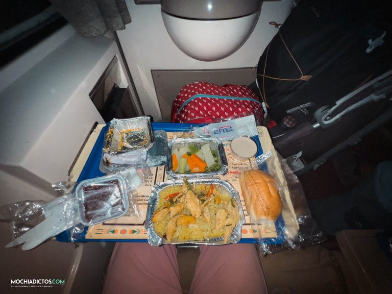 Nuestra cena incluida en el tren nocturno a asuan