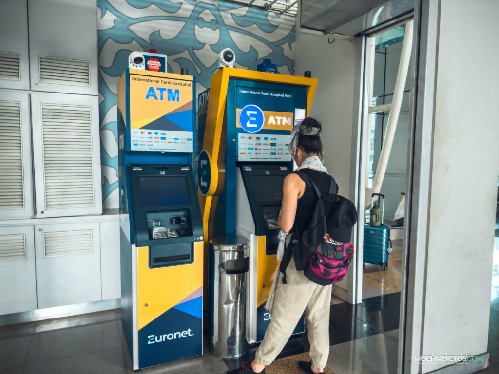 Cajero Euronet en Malasia cobra comisión