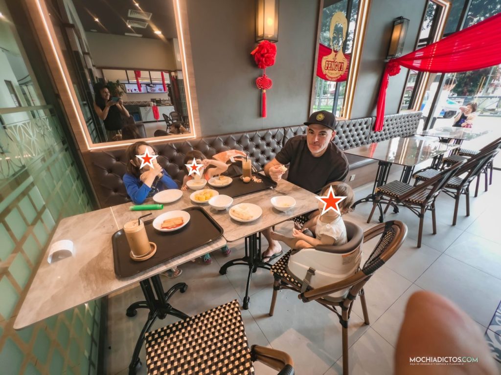 Desayunar en penang con niños
