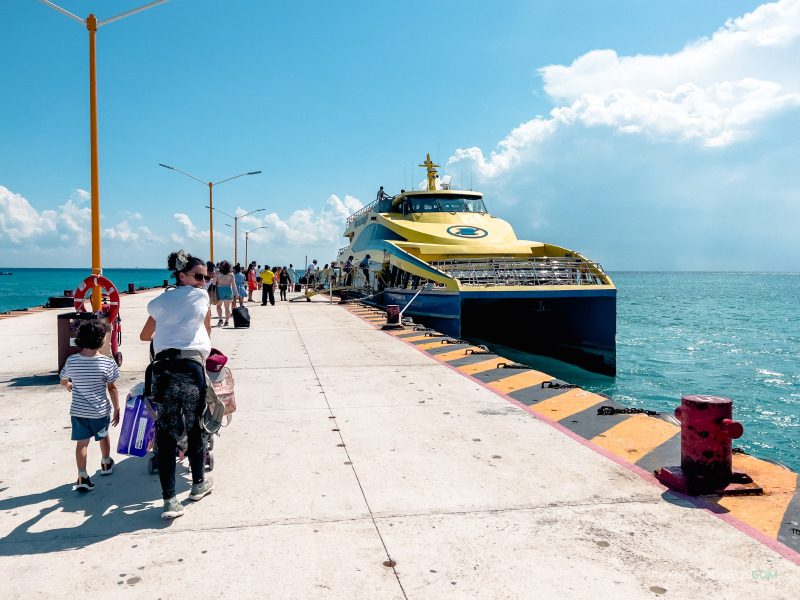 Ferry desde Playa del Carmen a Cozumel