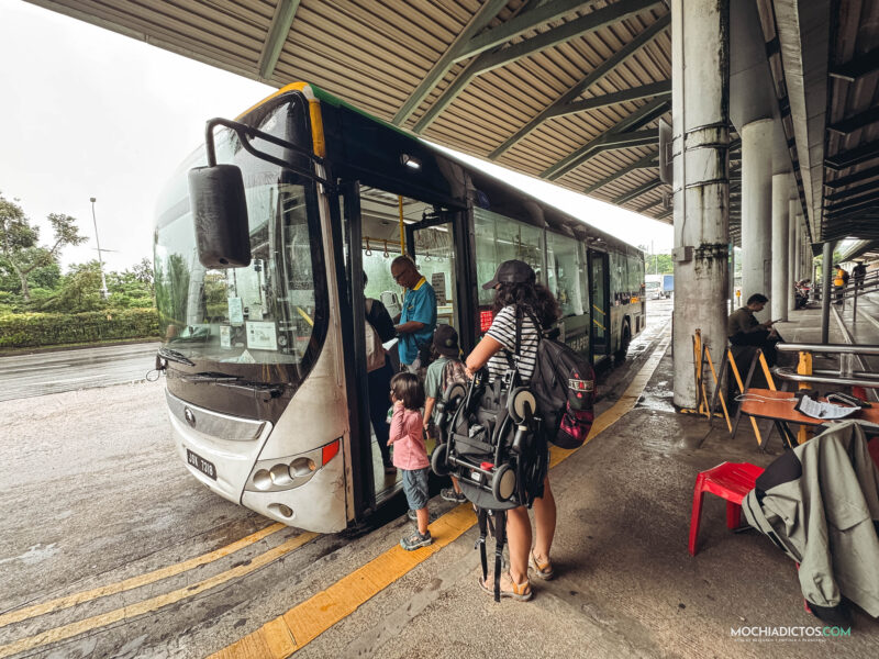 Ir a legoland desde Singapur en transporte publico