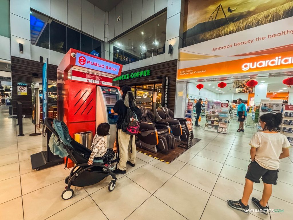 donde sacar dinero en Langkawi