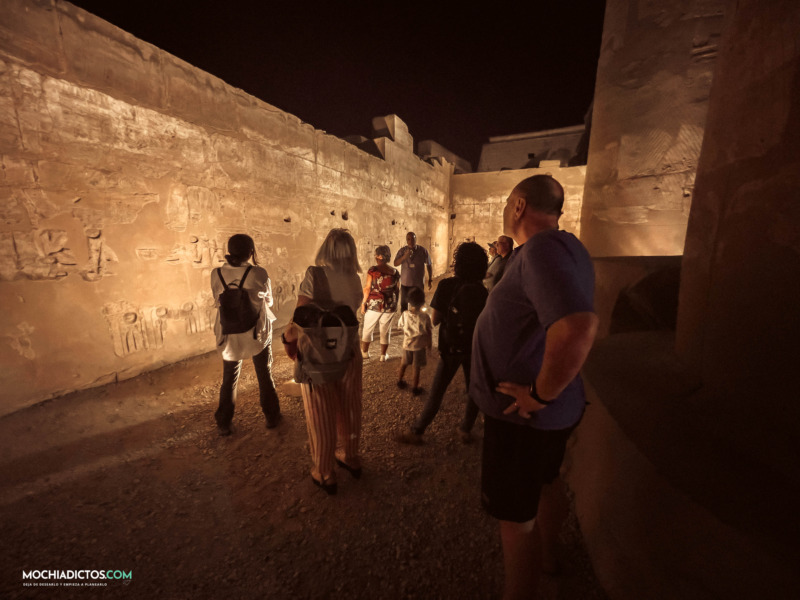 guía en Español Luxor con nuestro grupo